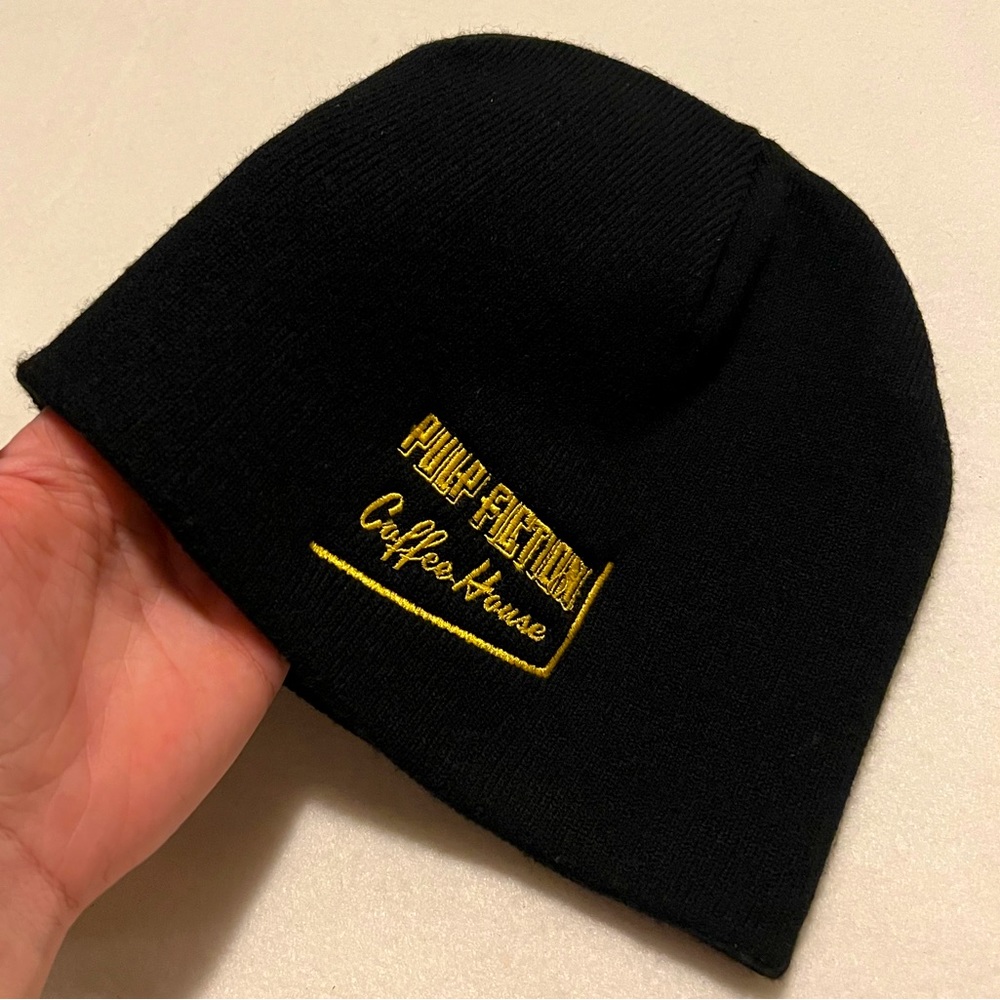 black toque